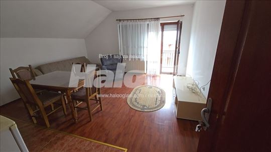 Izdajem stan u Mirijevu od 60m2