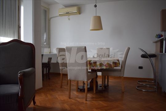 Izdajem Stan u Omladinskih Brigada 10