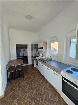 Izdavanje kuće za smeštaj 15 radnika Šimanovci