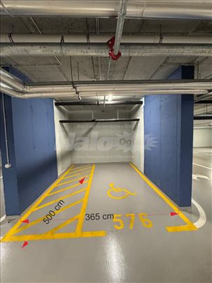 Izdvojeno garazno mesto 18m2, Novi Dorcol