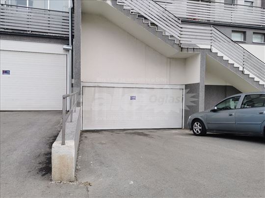Karaburma, garaza, Milorada Dimitrijevića 1, 16 m²