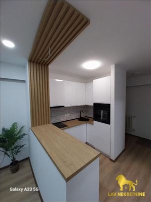 Nov,tek opremljen stan u Gogoljevoj 