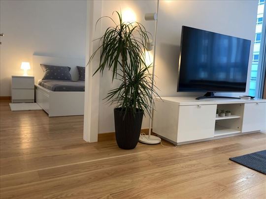 Novi Beograd, Blok 65,garaza 