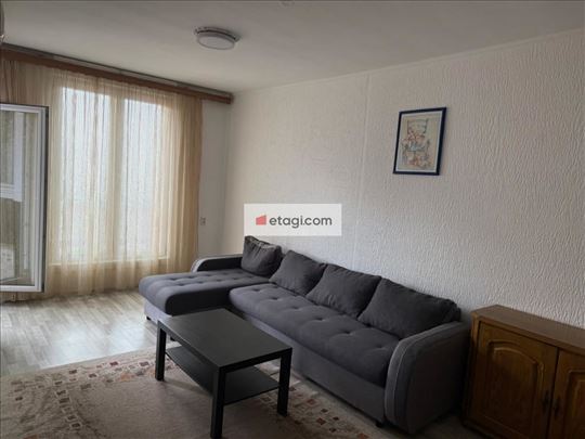 Odličan dvoiposoban stan u Braće Jerković