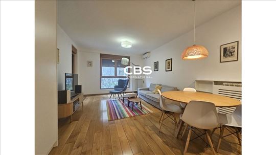 Modern one bedroom apartment, Central garden