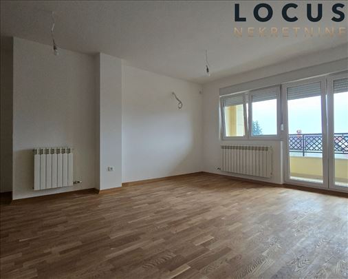 Petosoban stan u Čačku, Avenija 1