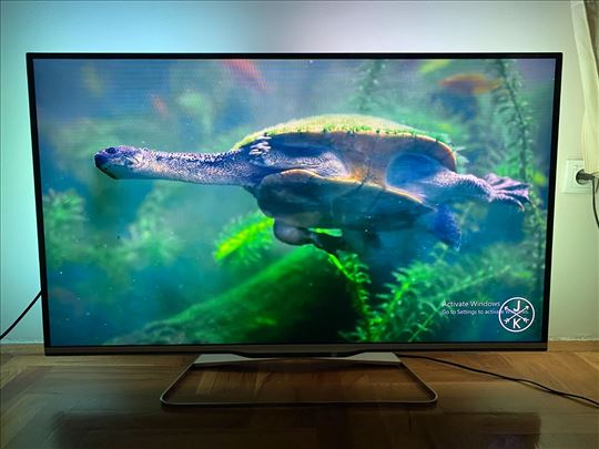 Philips 47 (119cm) Smart TV – Ambilight 3 – Full 