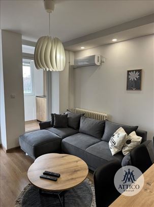 Renoviran stan na Novom Naselju