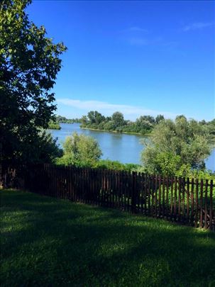 Vikendica na Dunavu,Stari Slankamen