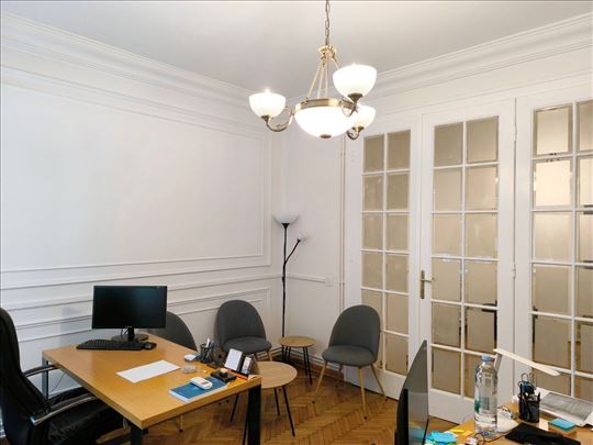 2.0 stan na Vračaru na prodaju