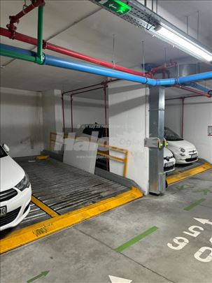 Garažno mesto kod cvetkove pijace