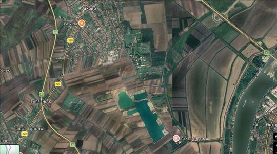 Jakovo,plac 300 ari,moguća gradnja