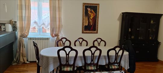 Krnjača,odlična nameštena kuća sa dvorištem 