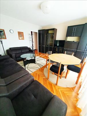 Odlična lokacija, odmah useljiv ID#24931