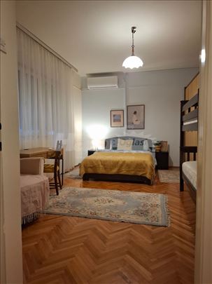 Stan u centru Želenika, kompletno opremljen 