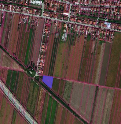 Stara Pazova,plac 28 ari