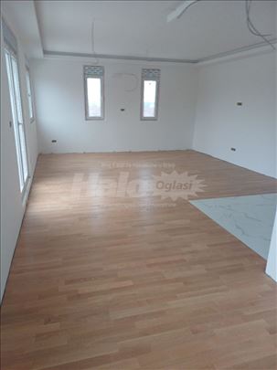 Četvorosoban stan na prodaju. Ledine- Novi Beograd