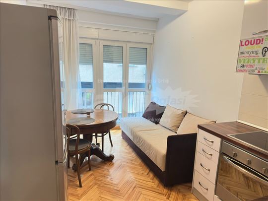 Dvosoban stan na Vračaru