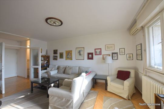 Hotel YU, 2.5, 80(L), Za preporuku!