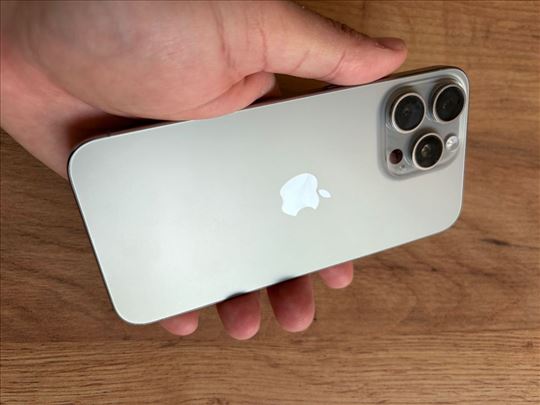iPhone 15 Pro Max 99% baterija