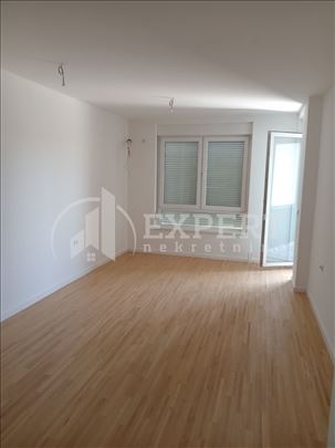 Izdaje se nov stan na Ledenoj steni, 61m2