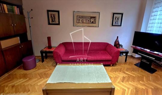 Julino brdo , 2.5 stan ID#14663