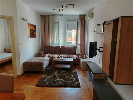 Južni bulevar,trosoban sa garažom ID#19107