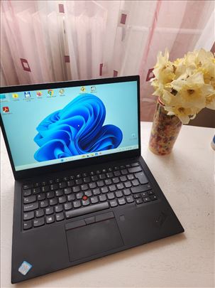 Lenovo ThinkPad X1 Carbon 7th Gen