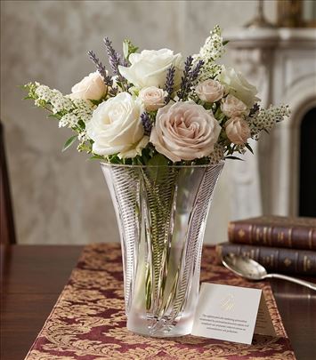 Starinska kristalna vaza