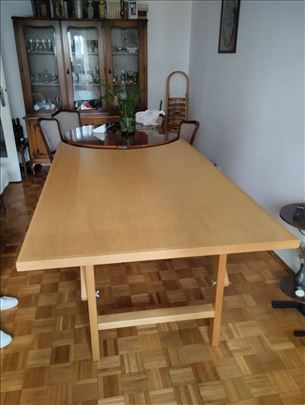 Trpezarijski sto puno drvo