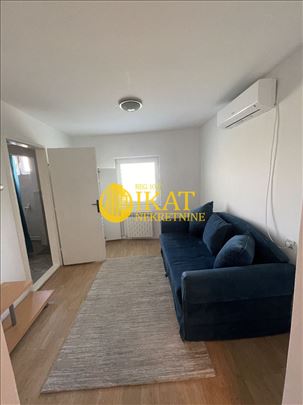 Zvezdara, odlična lokacija, 50m2 sa grejanjem