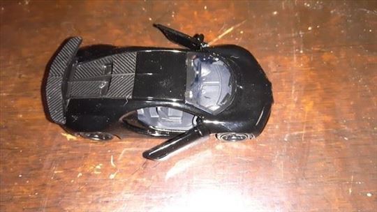 Autic Maisto Tech RC Bugatti Chiron