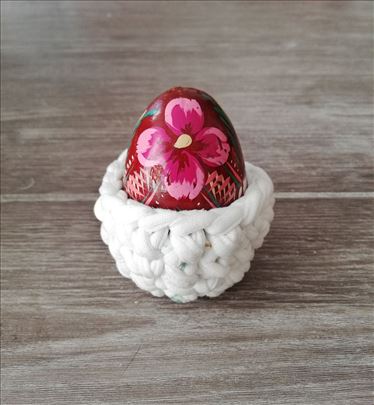 Bela heklana čašica za uskršnja jaja, Ručni rad