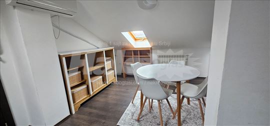 Izdajem stan 54m2 Čukarica