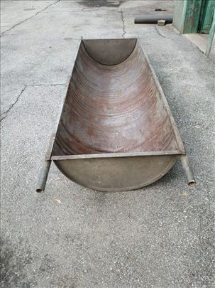 Korito za surenje svinja