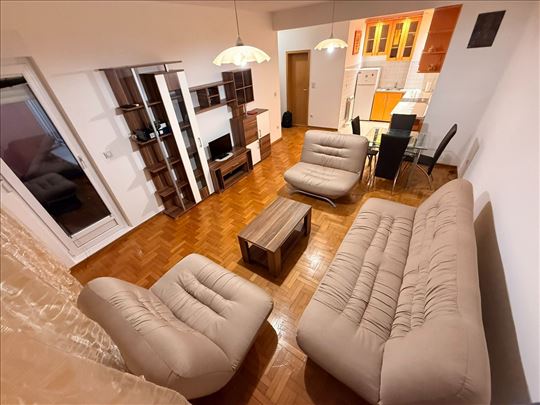 Novogradnja 50 m2, Živka Davidovića