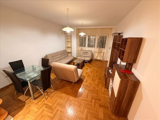 Novogradnja 50 m2, Živka Davidovića