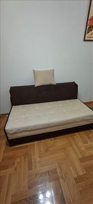 Prodajem dvosed i trosed 