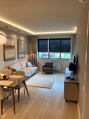 A blok, lux, novogradnja, garaža, ID 15723