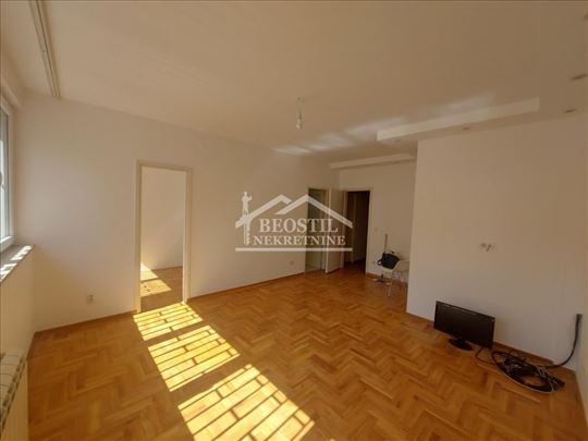 Blok 21, stan za poslovni prostor ID#24944