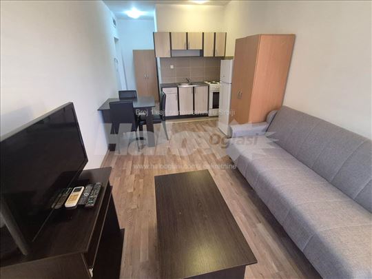 Borča-centar lep namesten stan,iznad Balkan Beta