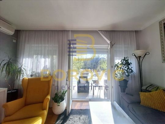 Čubura, 46m2, retko u ponudi