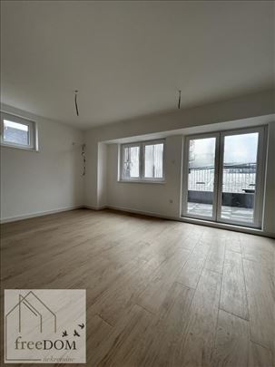 Dvosoban stan 40m2 + gratis terasa 20m,