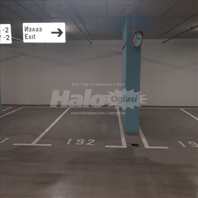 Garažno mesto Novi Dorćol