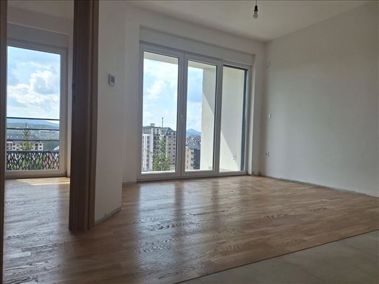 Komforan jednoiposoban stan - Zlatibor