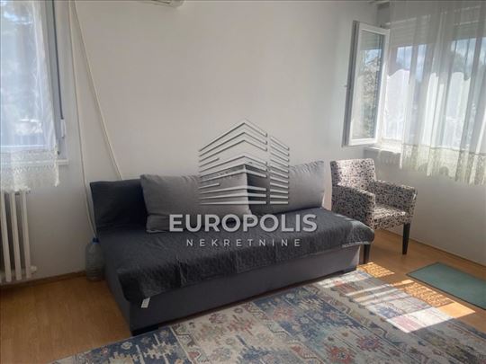 Kompletno namešten stan u naselju Braće Jerković I