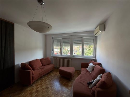 Mirijevo kod pijace 2.5 60(L) 4/6 cg lift uknjižen