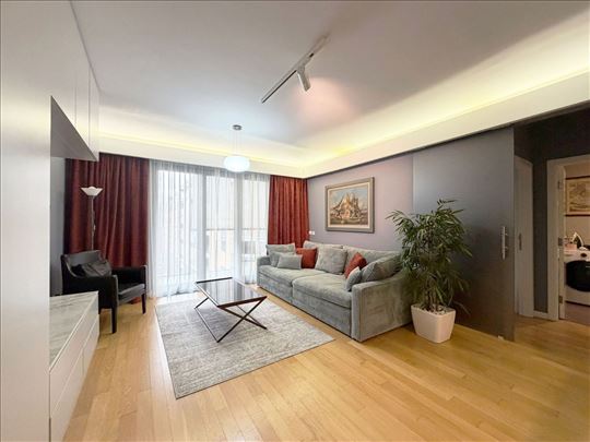 Nov opremljen 2.0 stan -West 65