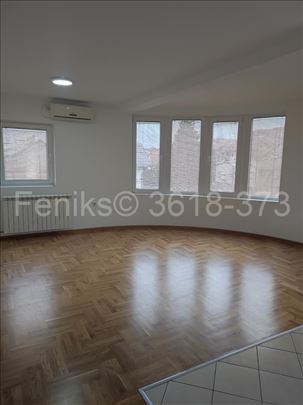 prodaja stana Altina 65m2