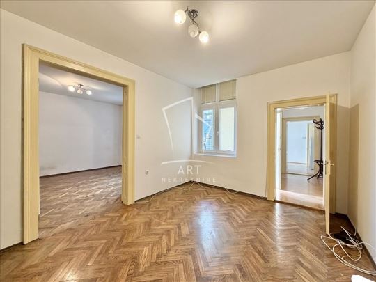 Salonac, parking mesto ID#14682